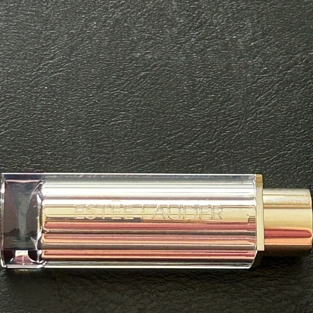 Estée Lauder Pure Color Love LIPSTICK 420 UP BEET (a deep purple matte) BOXED
